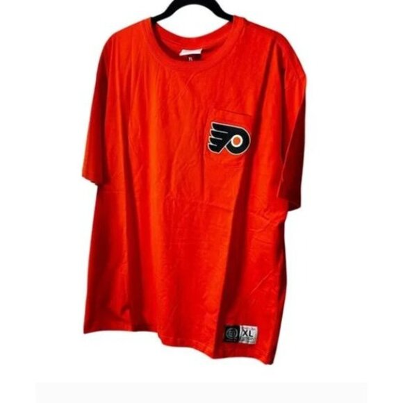 NEW WITH TAGS Philadelphia Flyers Bundle - XL shirt, 2 hats ($130 MSRP) - Picture 7 of 9